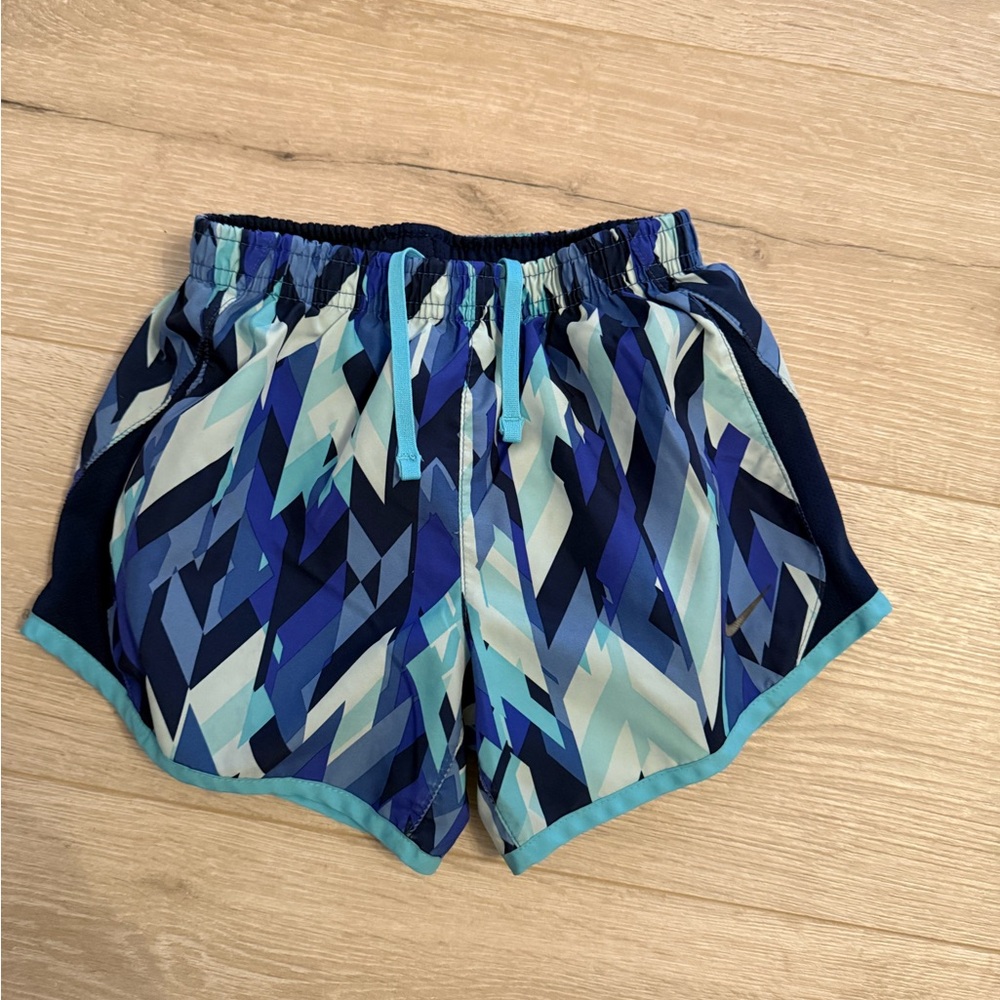 Nike Girl’s Blue Geometric Shorts
